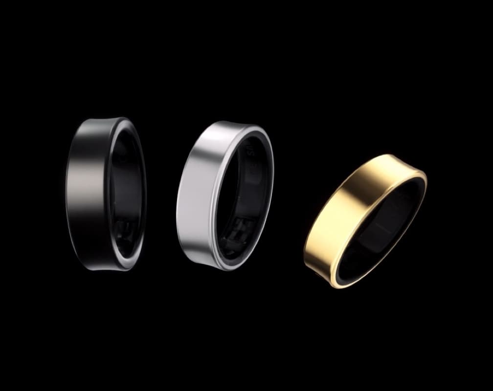 Samsung Galaxy Ring in black, silver and gold finishes
